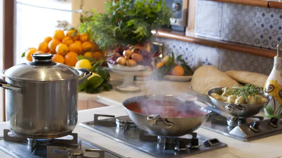 Annamaria Cooking School